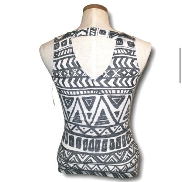 INC International Concepts Tribal
Ruched Black & White Top - Picture 4 of 5